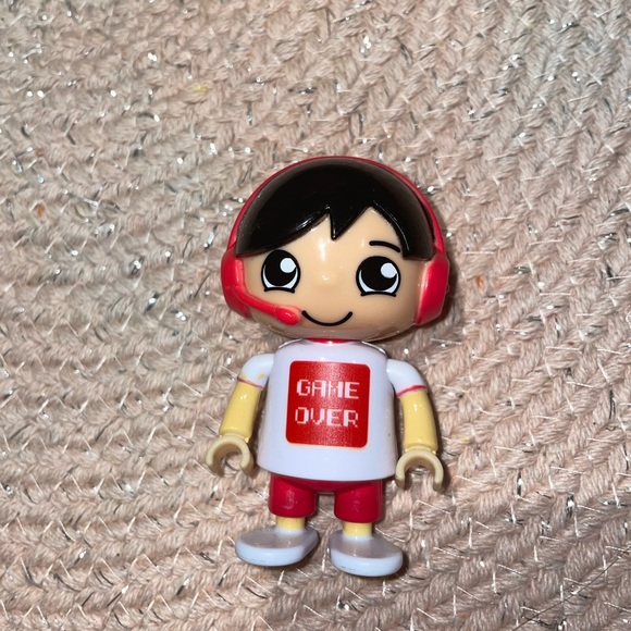 Ryan’s World Bonkers Toy 3" Action Figures SKI Patrol collection kids game * - Picture 3 of 4